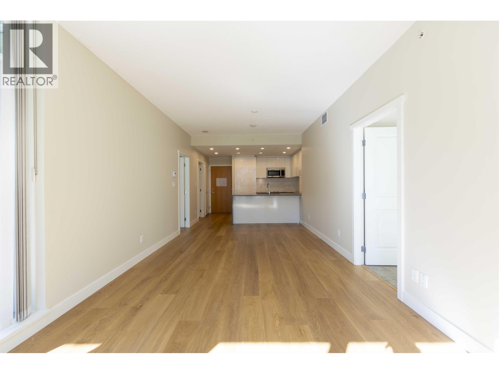 501 5728 BERTON AVENUE — photo 10