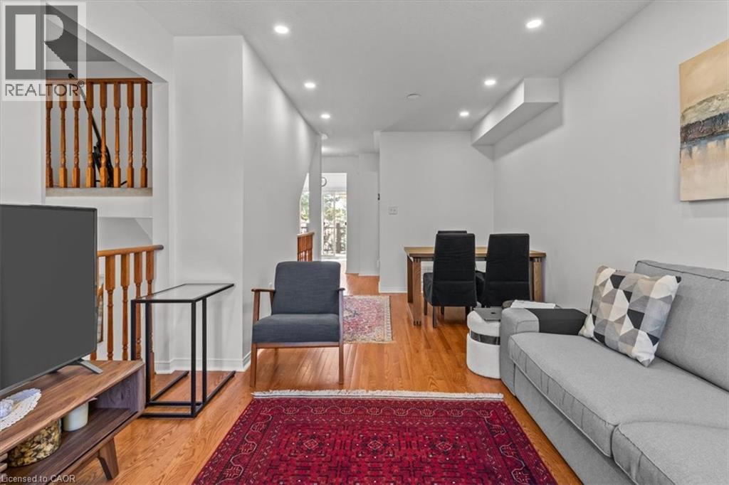 373 Fairgate Way, Oakville, Ontario  L6H 6Y1 - Photo 3 - 40843127