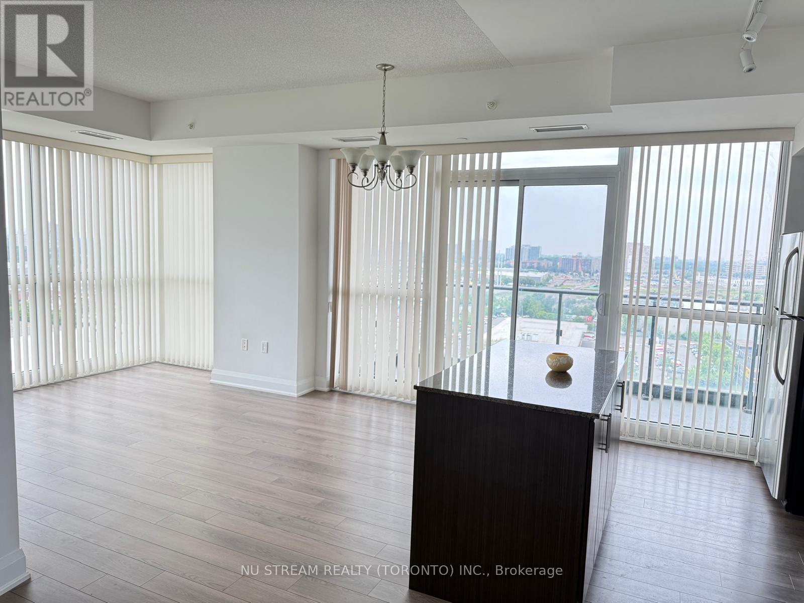 1605 - 160 Vanderhoof Avenue, Toronto, Ontario  M4G 0B7 - Photo 6 - C13216114