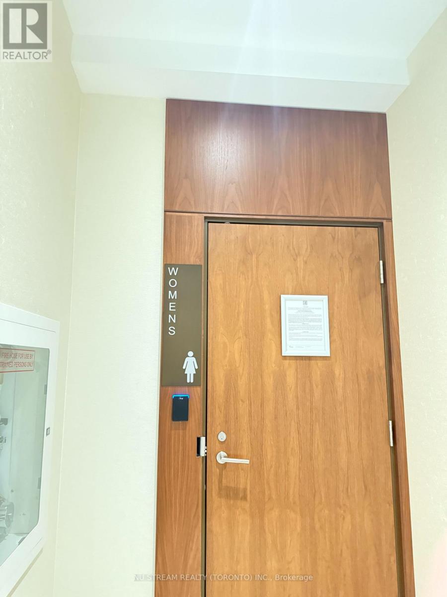 1605 - 160 Vanderhoof Avenue, Toronto, Ontario  M4G 0B7 - Photo 22 - C13216114