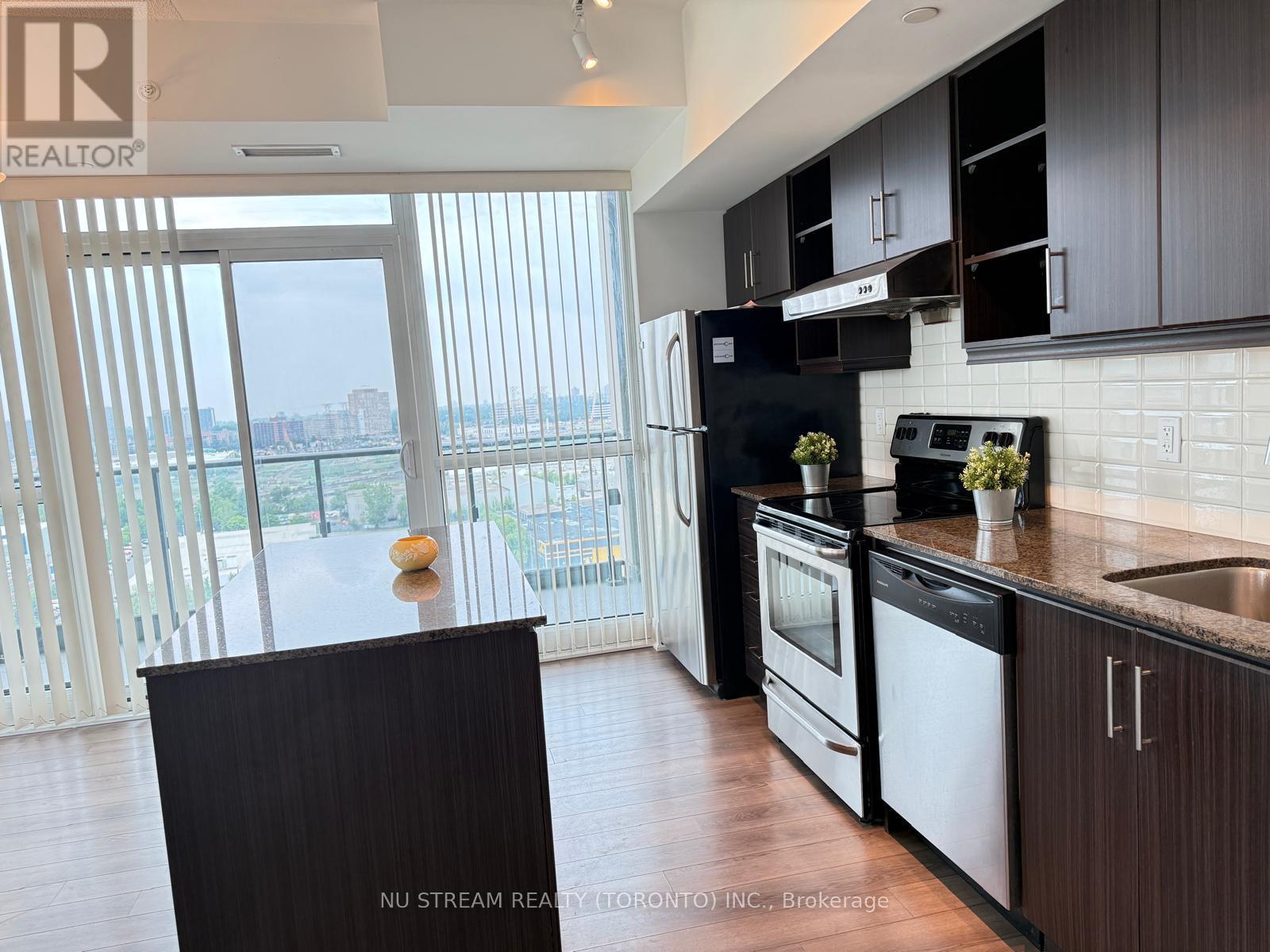 1605 - 160 Vanderhoof Avenue, Toronto, Ontario  M4G 0B7 - Photo 9 - C13216114