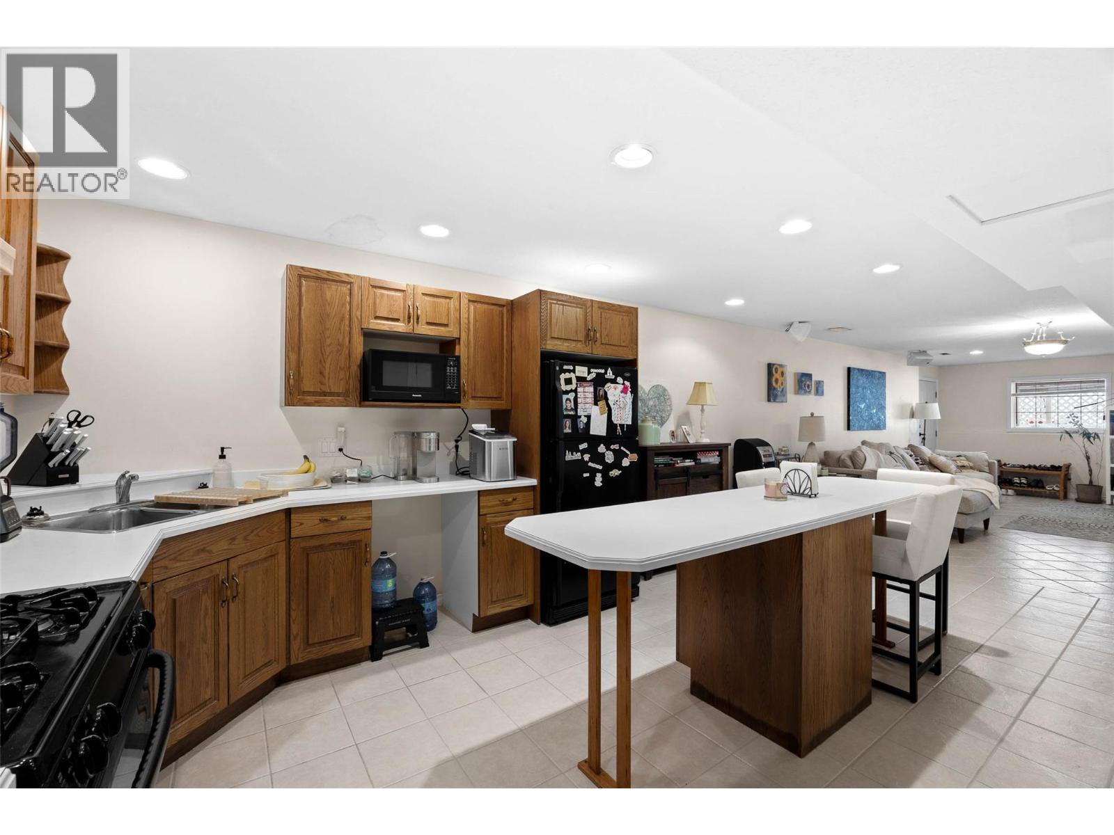 Listing image 48