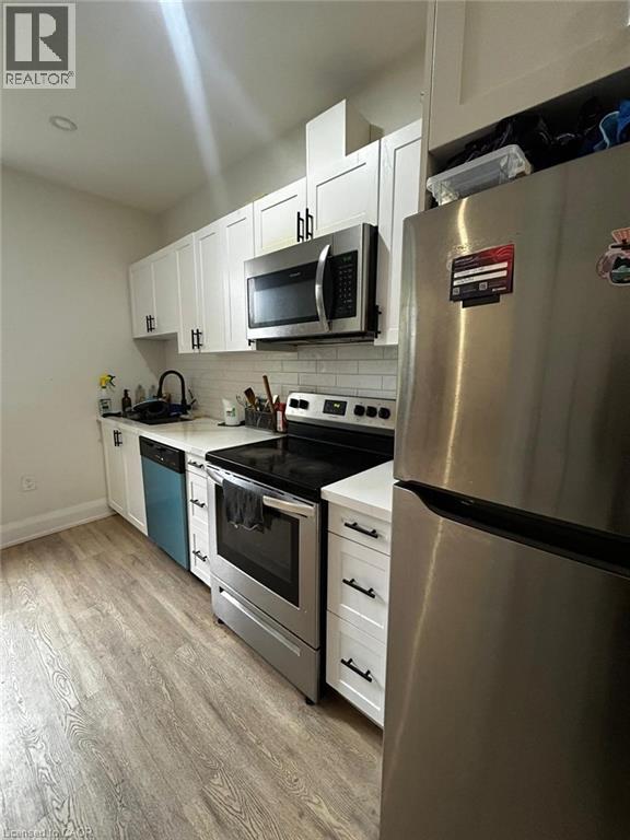 30 Victoria Avenue N, Hamilton, Ontario  L8L 5E1 - Photo 3 - 40841614