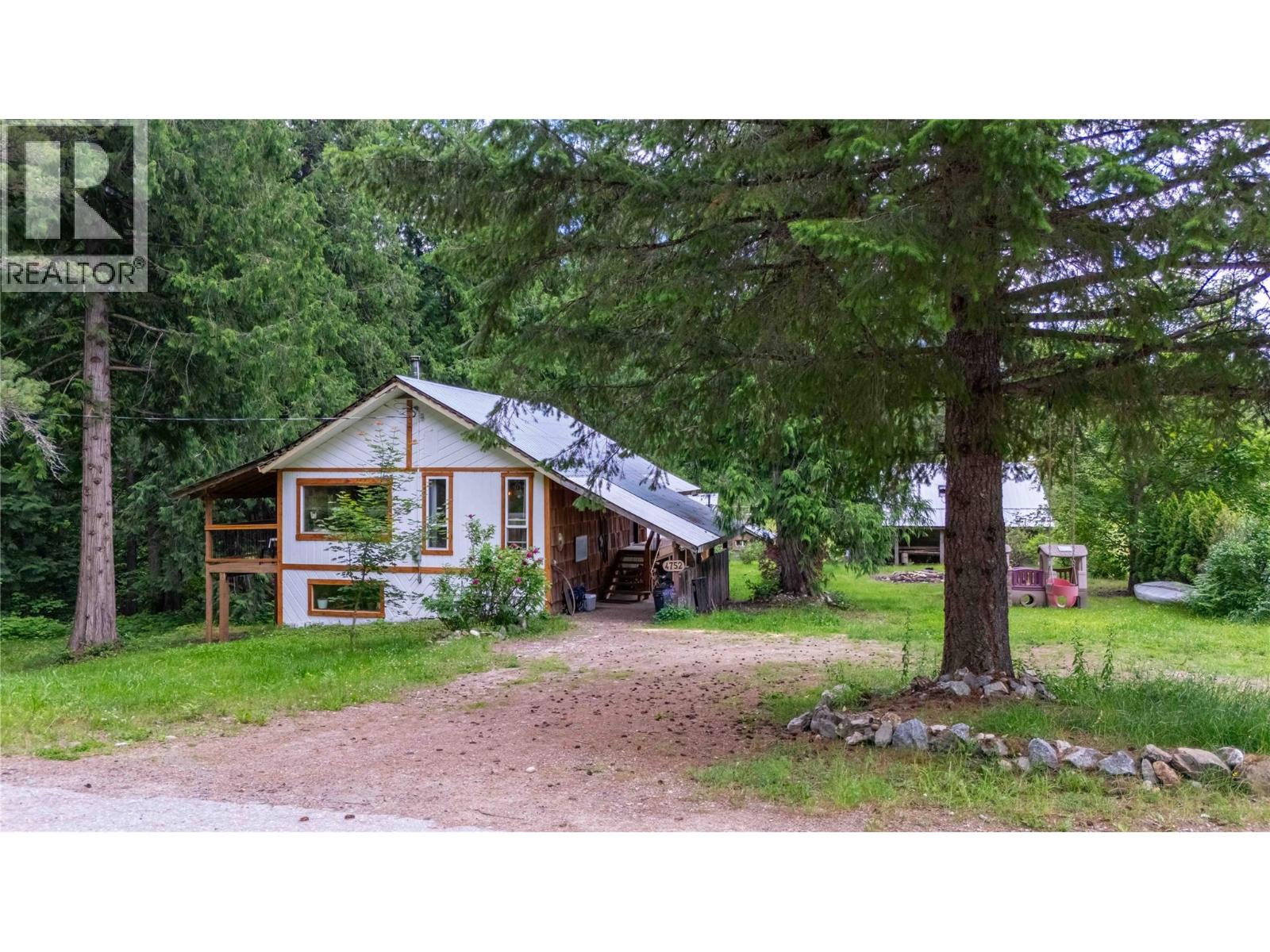 4752 Lybarger Road, Malakwa, British Columbia  V0E 2J0 - Photo 26 - 10392198