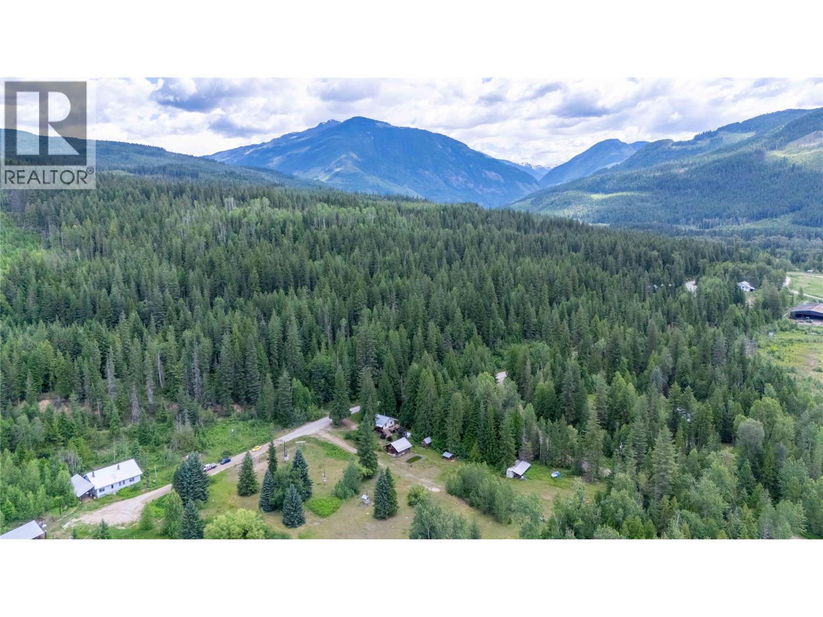 4752 Lybarger Road, Malakwa, British Columbia  V0E 2J0 - Photo 51 - 10392198