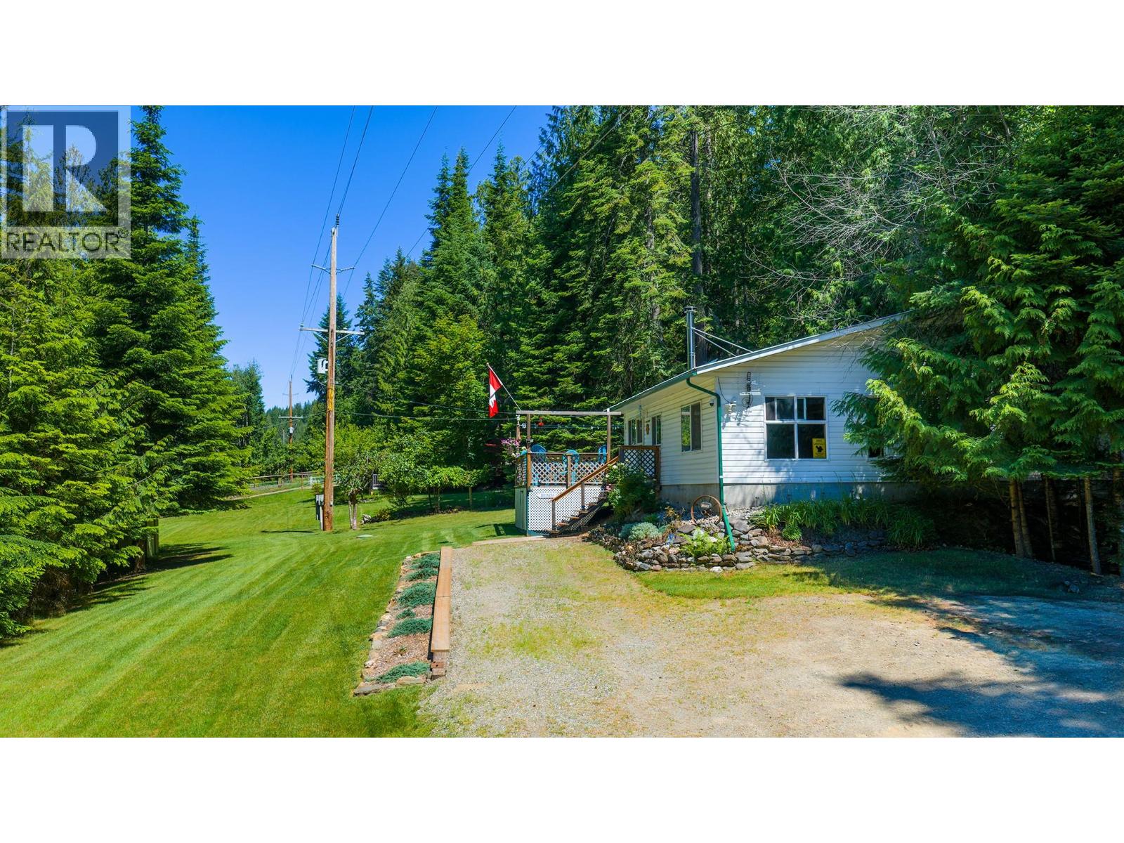 12806 3a Highway, Boswell, British Columbia  V0B 1A0 - Photo 27 - 10392292