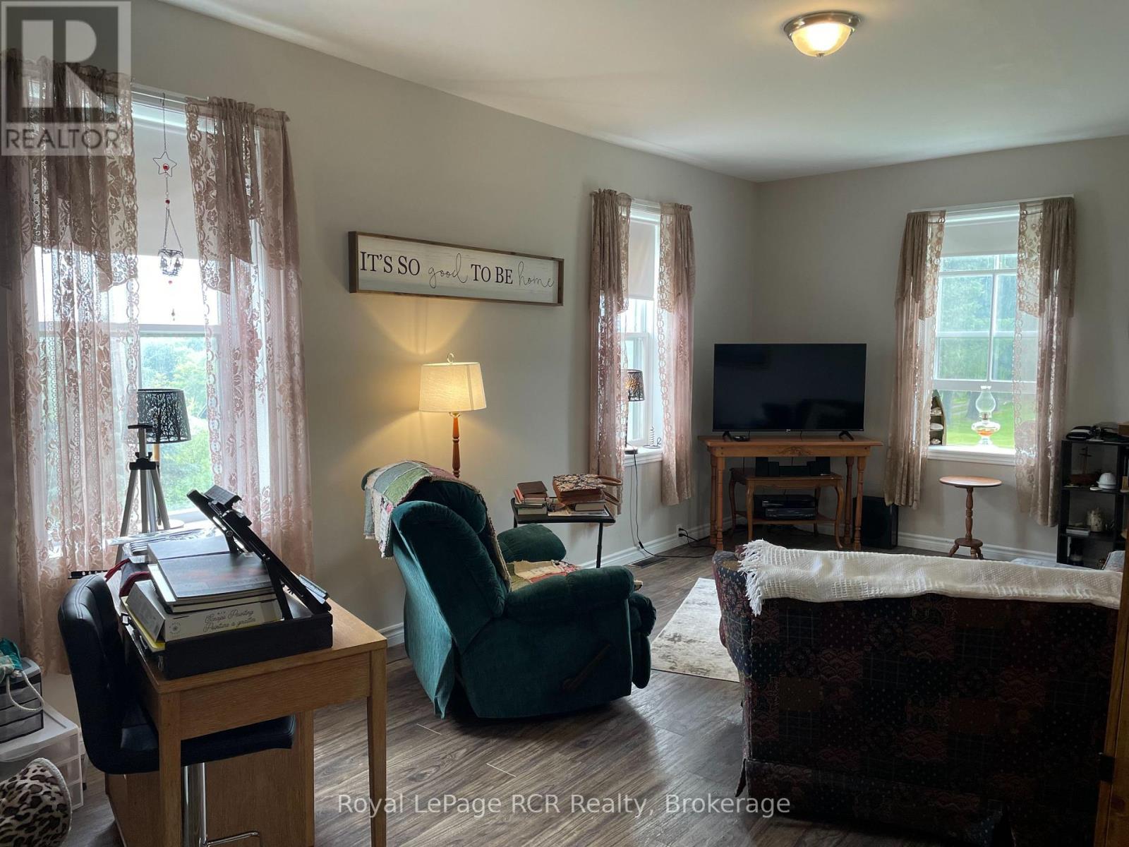 541568 14 Ndr Concession, West Grey, Ontario  N0G 1L0 - Photo 11 - X13494864