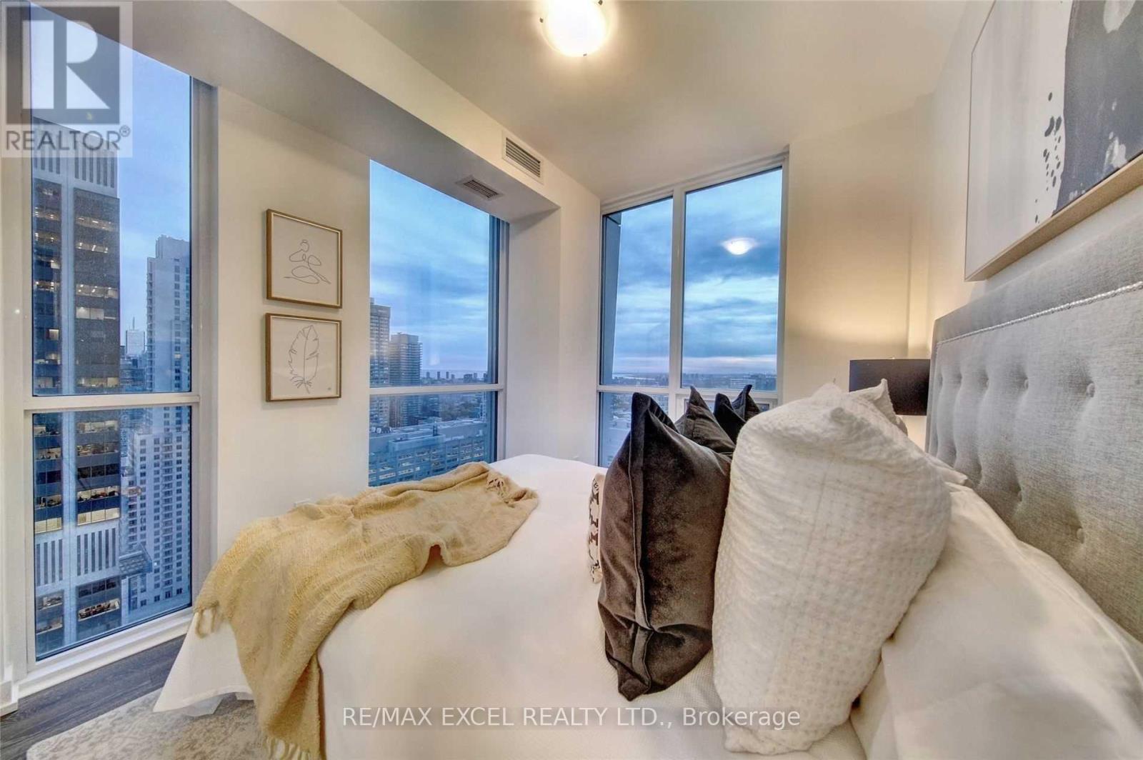 3402 - 1 Yorkville Avenue, Toronto, Ontario  M4W 1L1 - Photo 21 - C13494952