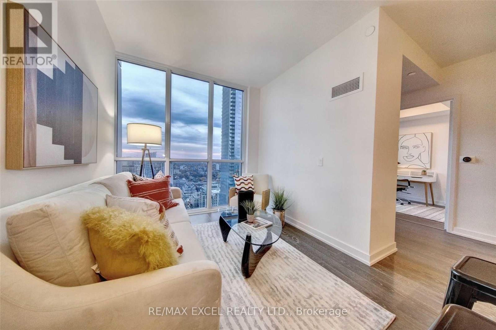 3402 - 1 Yorkville Avenue, Toronto, Ontario  M4W 1L1 - Photo 4 - C13494952