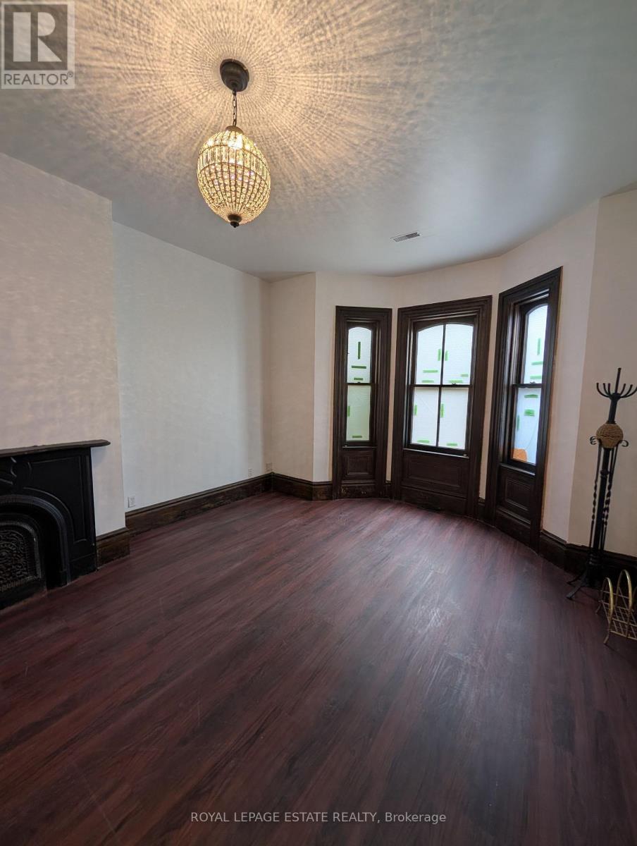 561 Parliament Street, Toronto, Ontario  M4X 1P7 - Photo 2 - C13495064