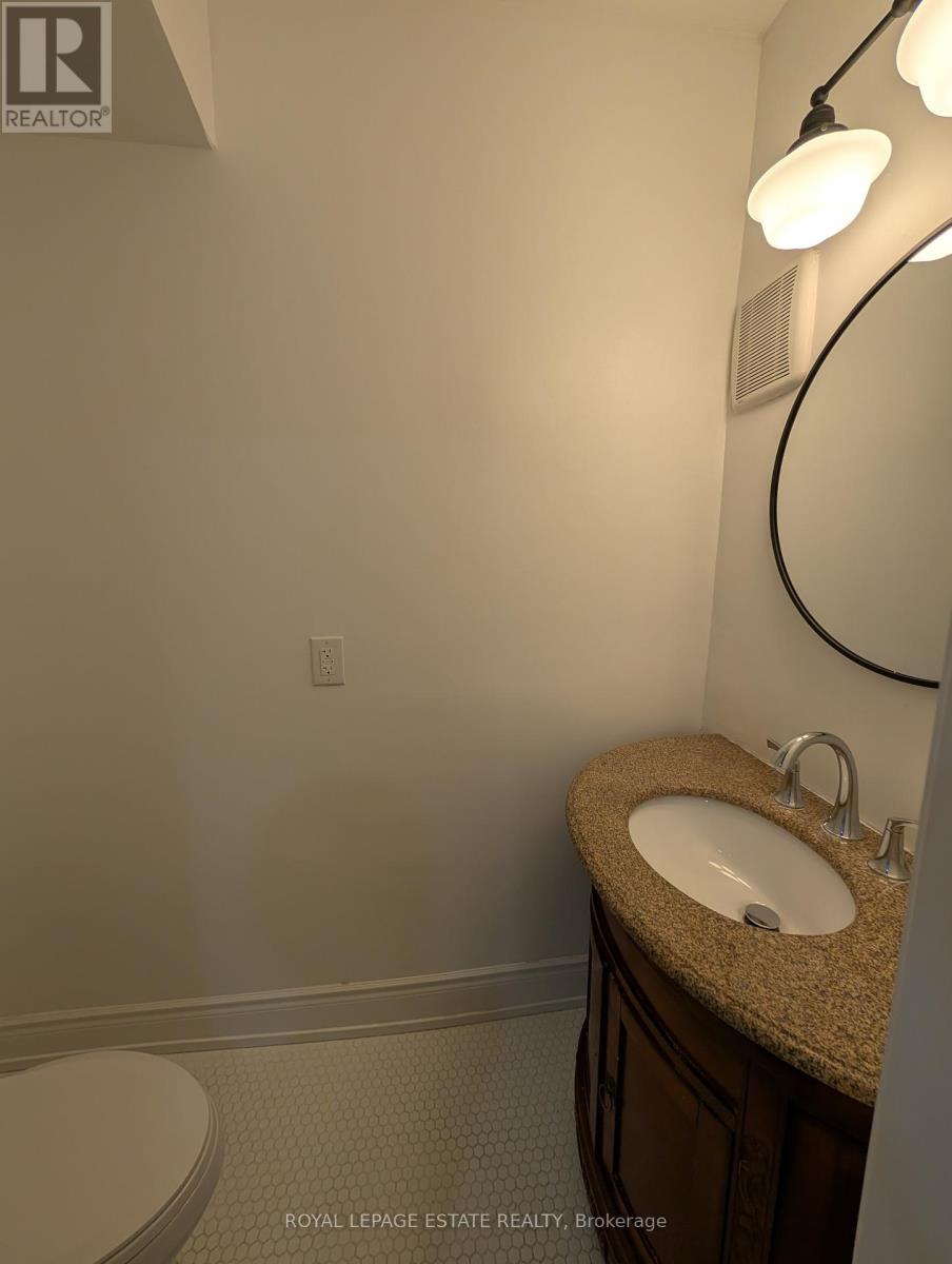 561 Parliament Street, Toronto, Ontario  M4X 1P7 - Photo 6 - C13495064