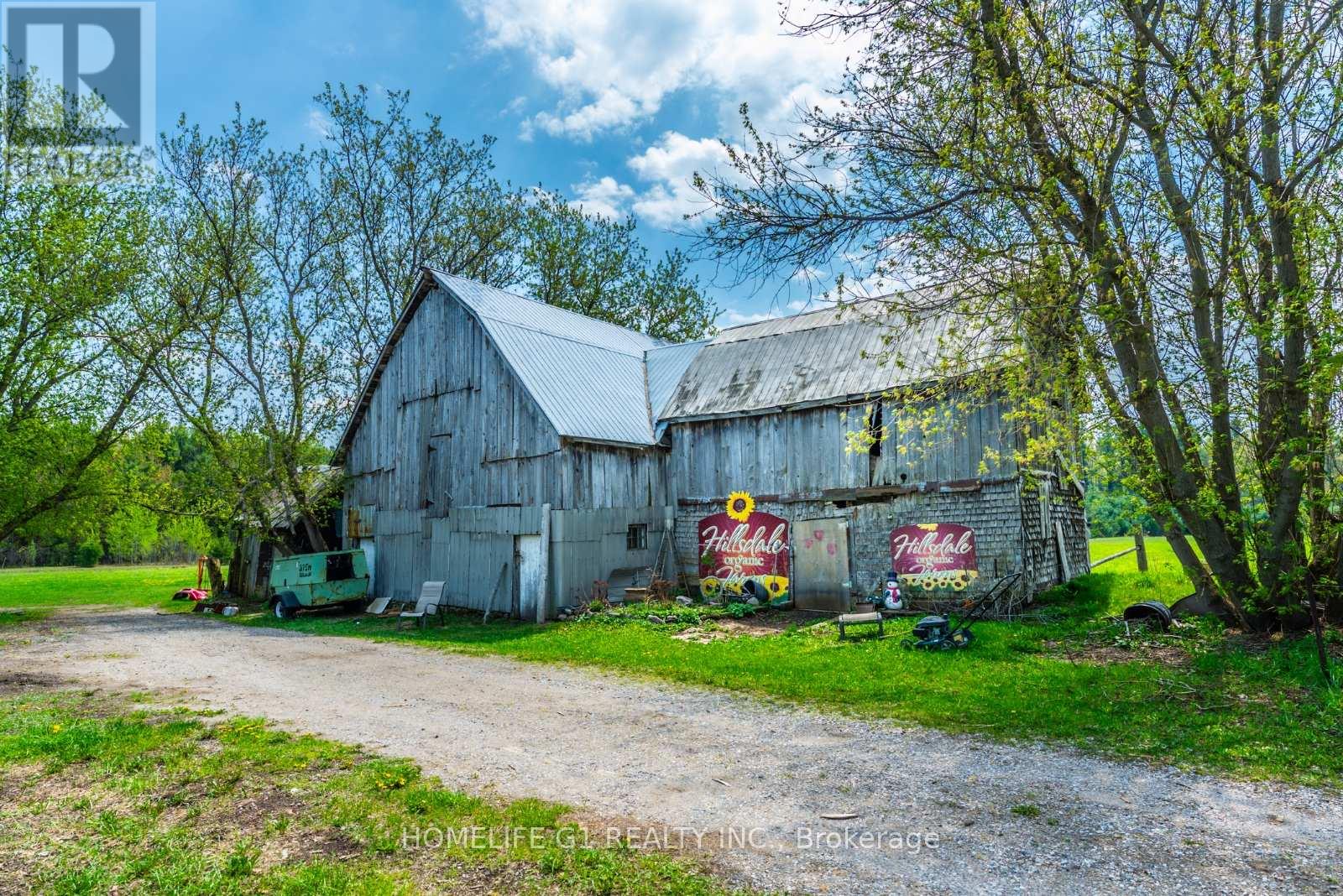 4357 Penetanguishene Road, Springwater (Hillsdale), Ontario  L0L 1V0 - Photo 5 - S13495026