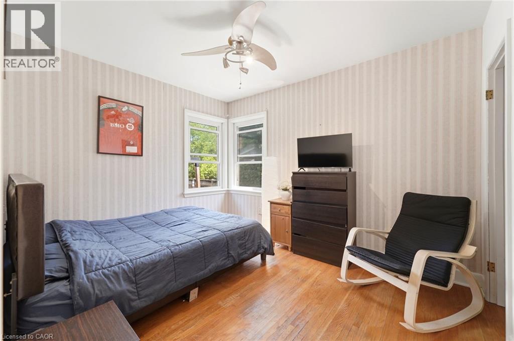 54 Randall Avenue, Hamilton, Ontario  L8G 2K9 - Photo 17 - 40836818