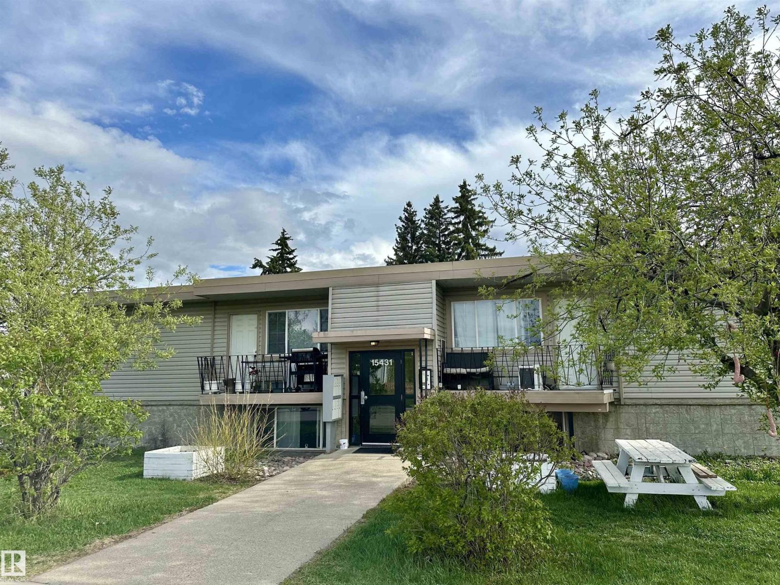 #7 15431 93 AV NW, Edmonton, Alberta