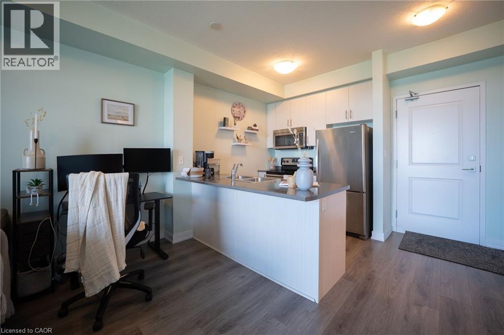 35 Southshore Crescent Unit# 301, Hamilton, Ontario  L8E 0J2 - Photo 8 - 40841049