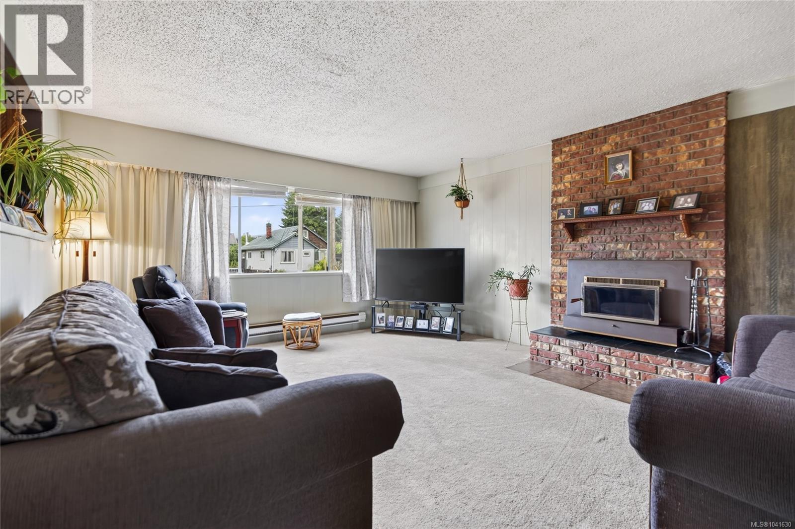 2728 Windermere Ave, Cumberland, British Columbia  V0R 1S0 - Photo 4 - 1041630