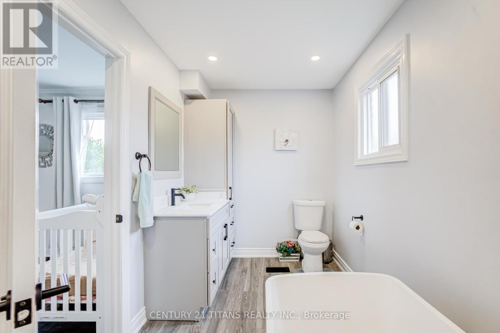 6 Blossom Court, Vaughan, Ontario  L4L 6S9 - Photo 24 - N13492086