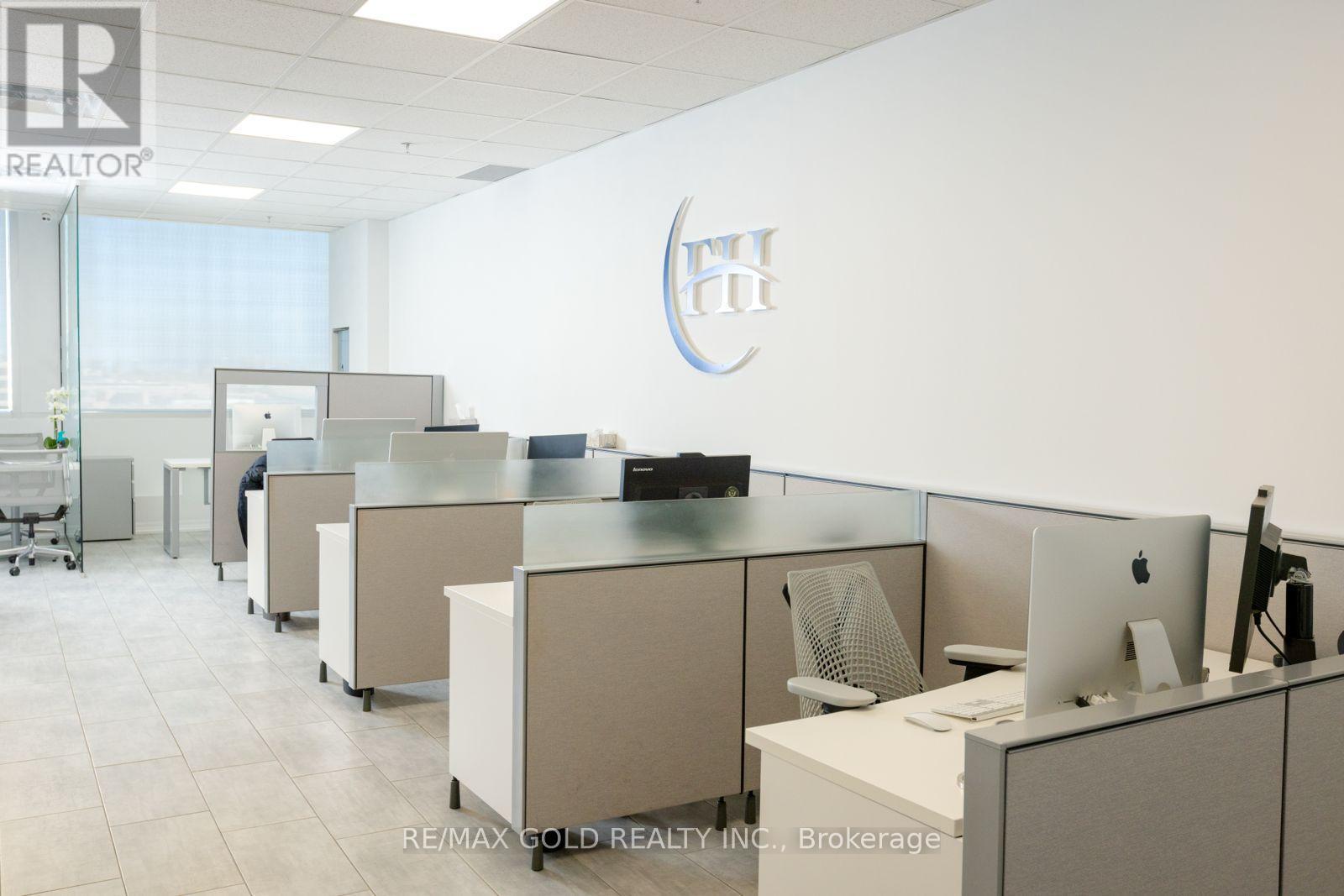 514 - 1275 Finch Avenue W, Toronto, Ontario  L5R 1B8 - Photo 2 - W13494936