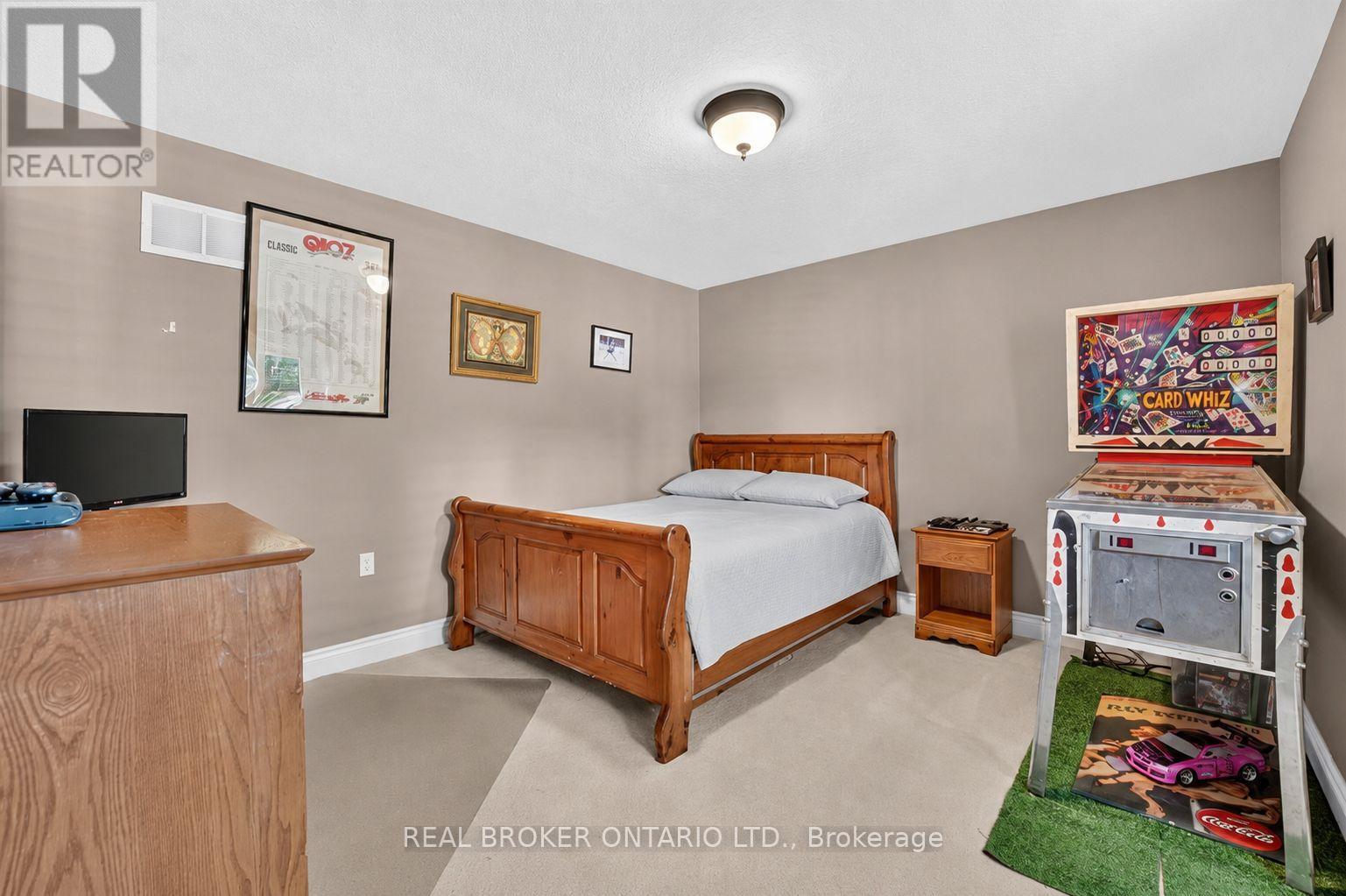 41 Cameron Drive, Hamilton, Ontario  L9G 2L4 - Photo 27 - X13493636