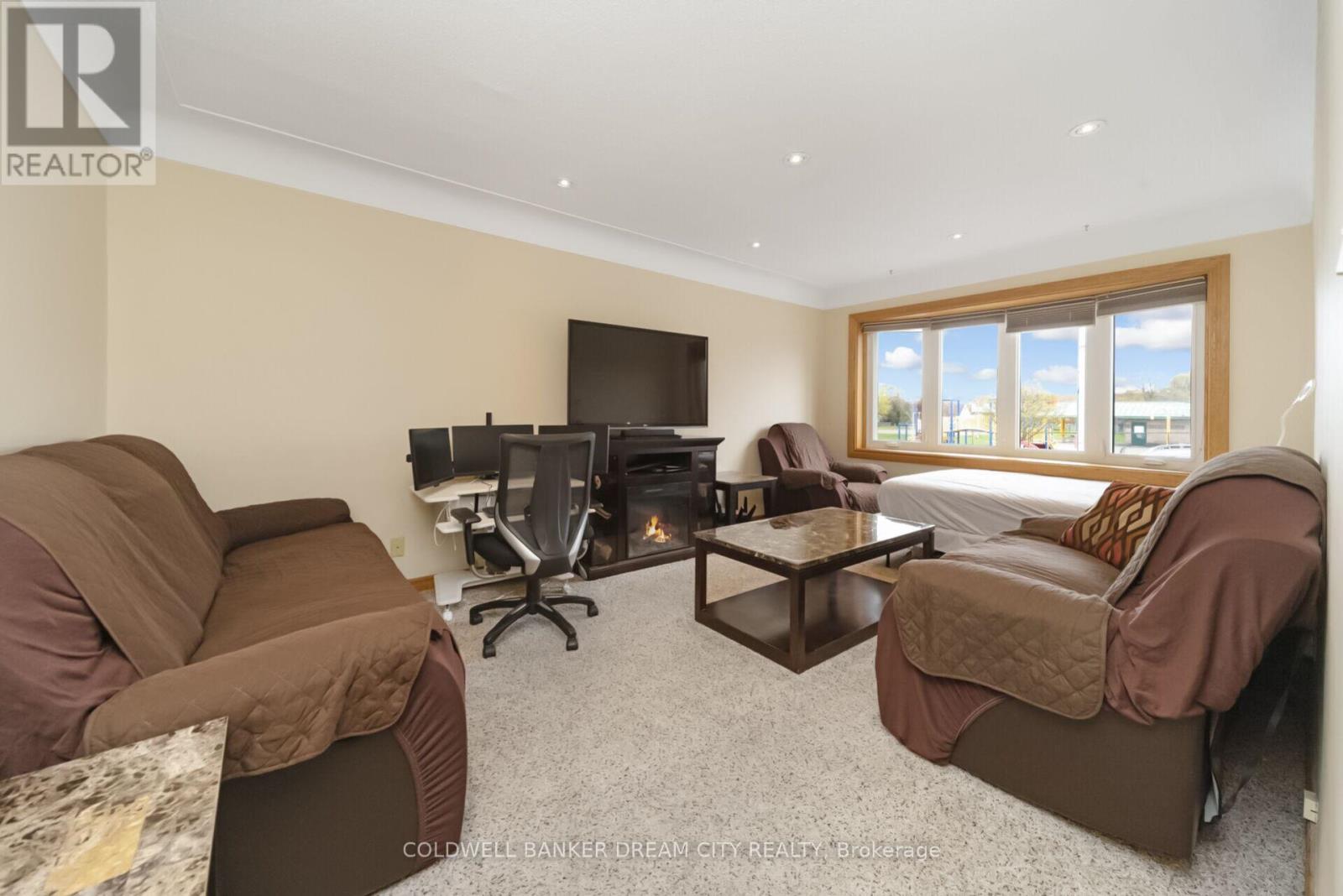 39 Reid Avenue N, Hamilton, Ontario  L8H 6C9 - Photo 8 - X13494904