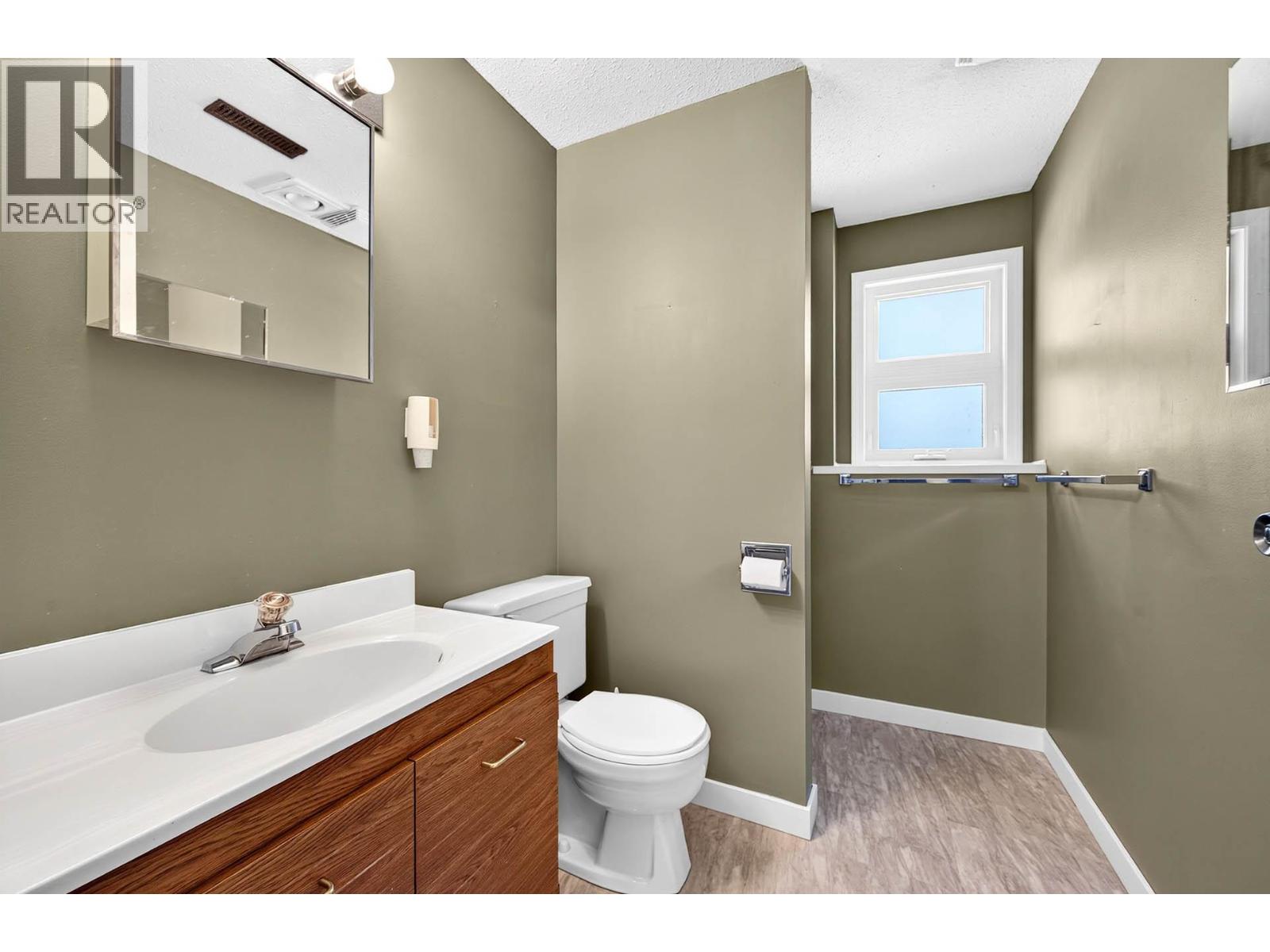 618 Braemar Drive, Kamloops, British Columbia  V1S 1H9 - Photo 34 - 10392898
