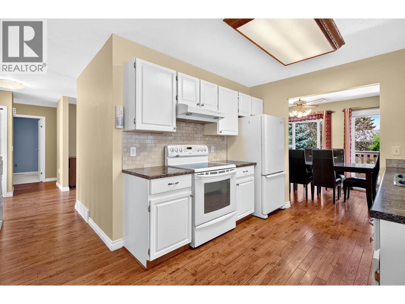 618 Braemar Drive, Kamloops, British Columbia  V1S 1H9 - Photo 9 - 10392898