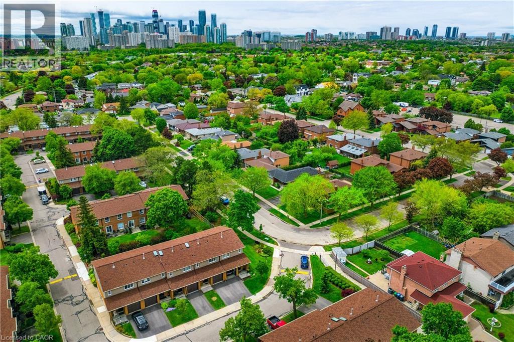 712 Vermouth Avenue Unit# Upper, Mississauga, Ontario  L5A 3T3 - Photo 38 - 40843423