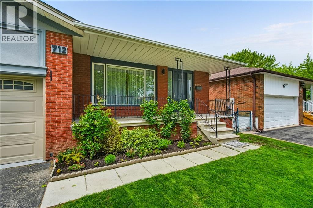 712 Vermouth Avenue Unit# Upper, Mississauga, Ontario  L5A 3T3 - Photo 4 - 40843423