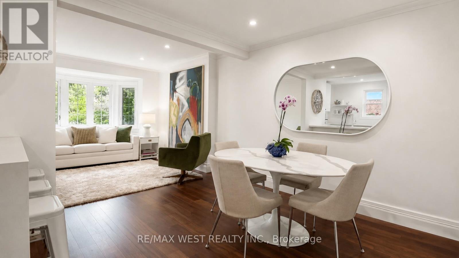 12 Brentwood Road S, Toronto, Ontario  M8Z 3N2 - Photo 7 - W13208198