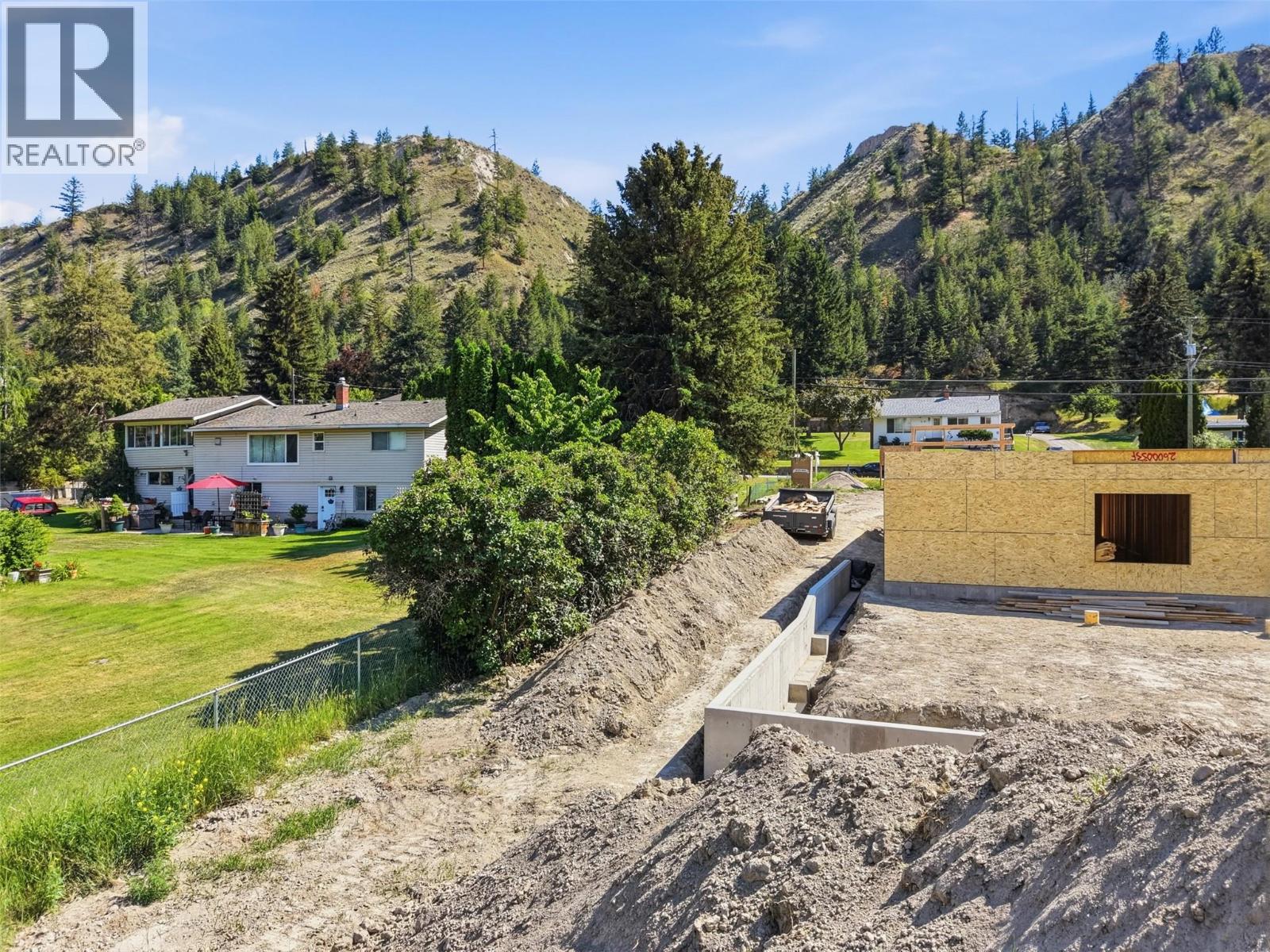 5888 Dallas Drive, Kamloops, British Columbia  V2C 4X2 - Photo 12 - 10376651