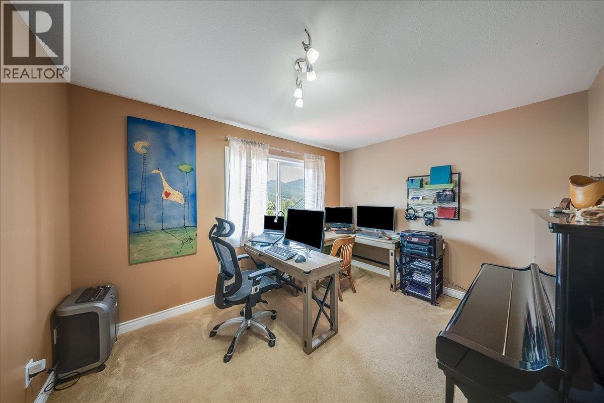 1886 Mountain Street, Fruitvale, British Columbia  V0G 1L1 - Photo 22 - 10392477
