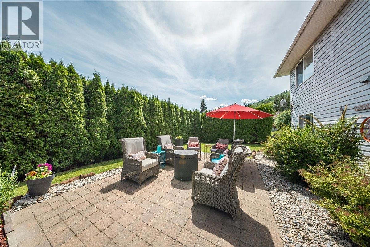 1886 Mountain Street, Fruitvale, British Columbia  V0G 1L1 - Photo 45 - 10392477