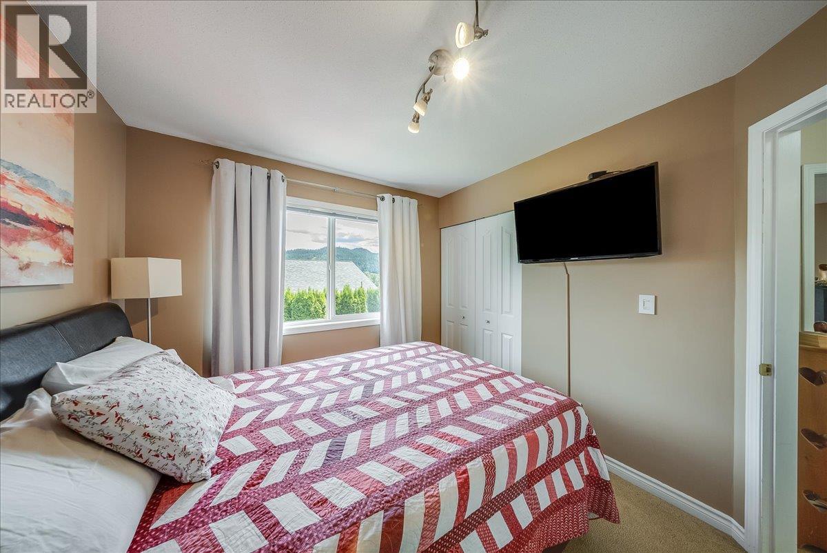1886 Mountain Street, Fruitvale, British Columbia  V0G 1L1 - Photo 21 - 10392477