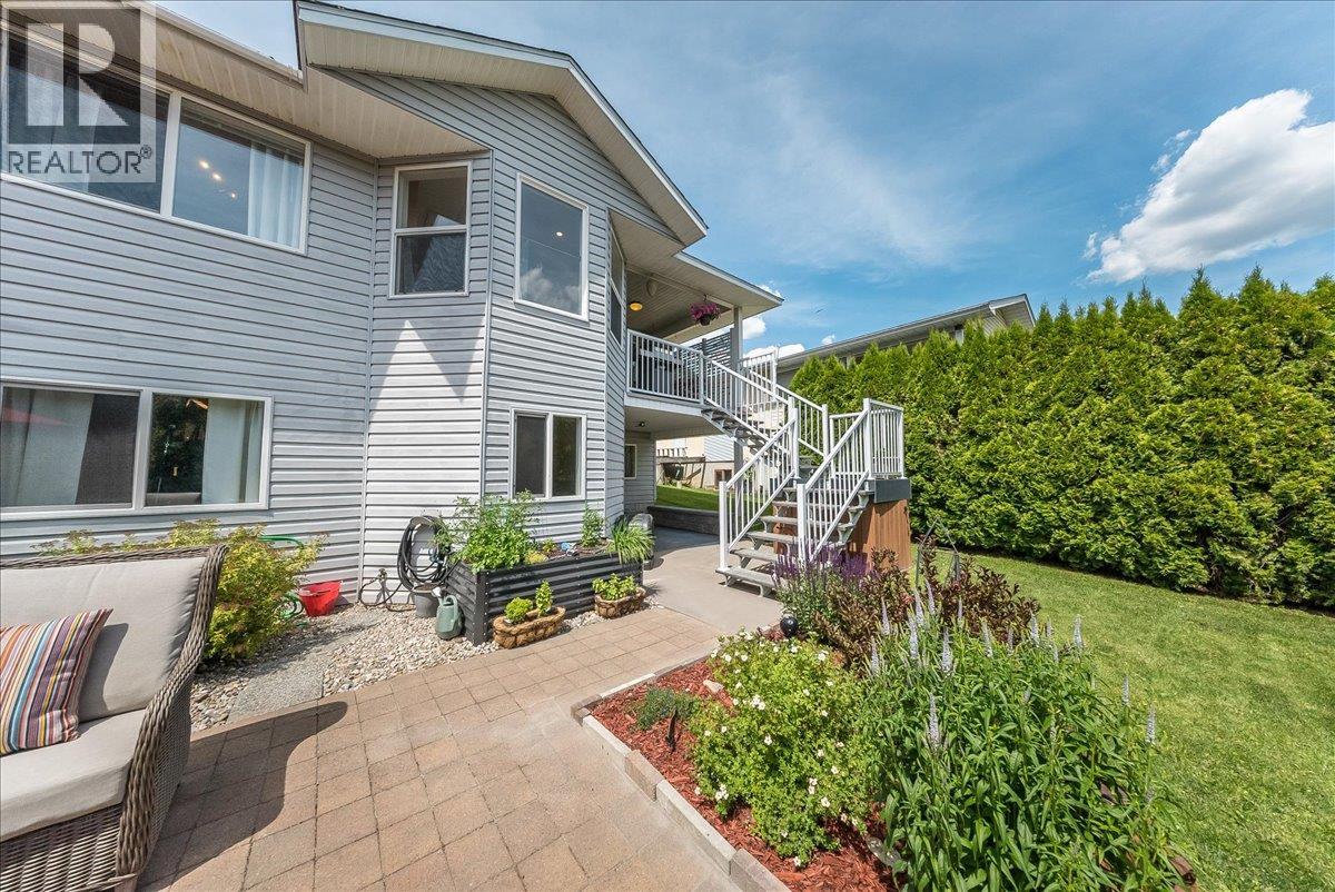 1886 Mountain Street, Fruitvale, British Columbia  V0G 1L1 - Photo 46 - 10392477
