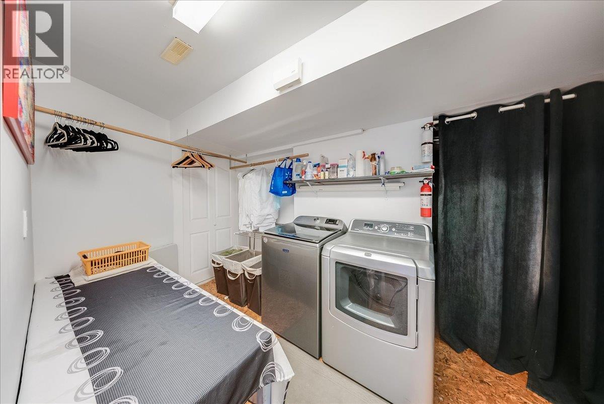 1886 Mountain Street, Fruitvale, British Columbia  V0G 1L1 - Photo 34 - 10392477
