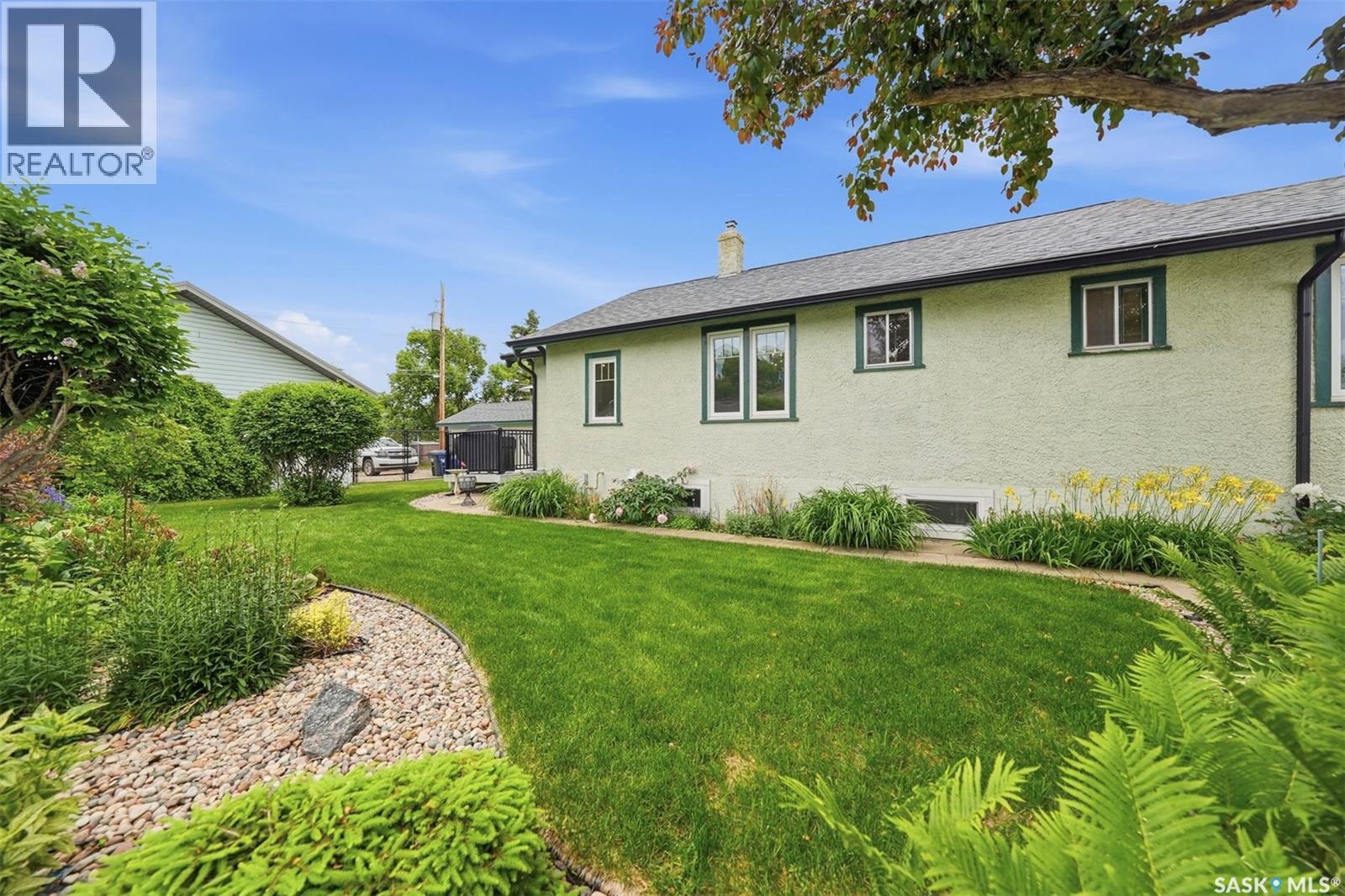 416 22nd Street W, Prince Albert, Saskatchewan  S6V 4K6 - Photo 43 - SK040716