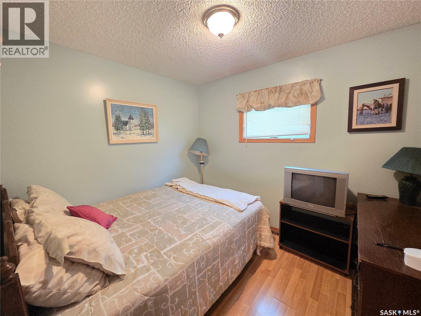 15 Adelaide Street, Manor, Saskatchewan  S0C 1R0 - Photo 62 - SK040541