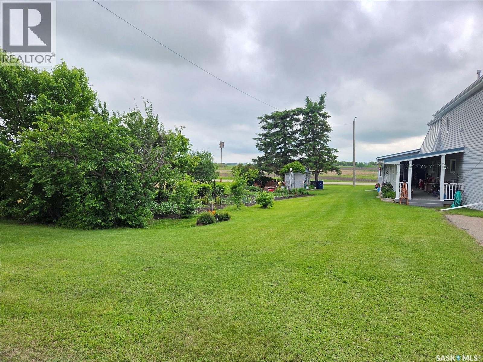 15 Adelaide Street, Manor, Saskatchewan  S0C 1R0 - Photo 8 - SK040541