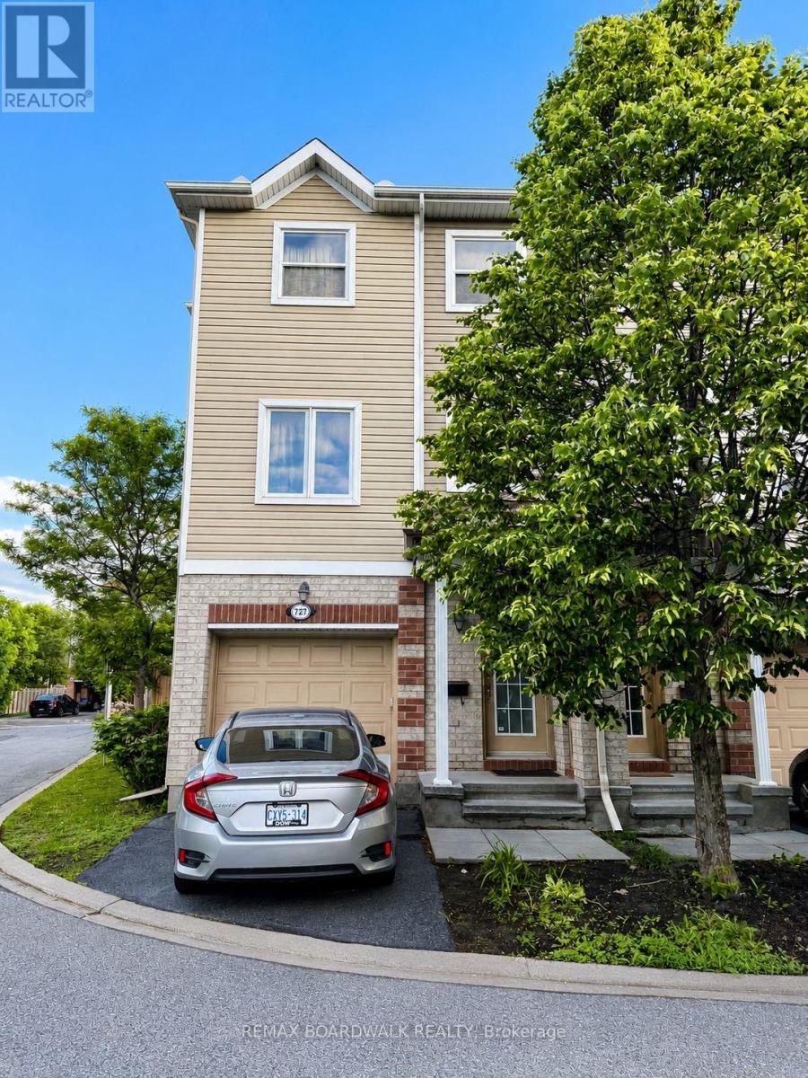 727 SANIBEL PRIVATE, Ottawa, Ontario