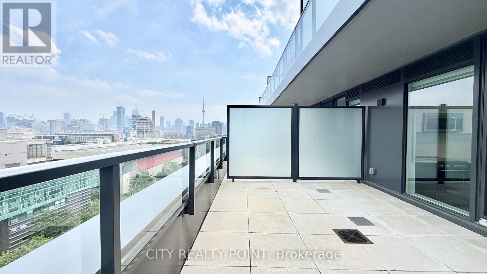1003 - 664 SPADINA AVENUE, Toronto, Ontario