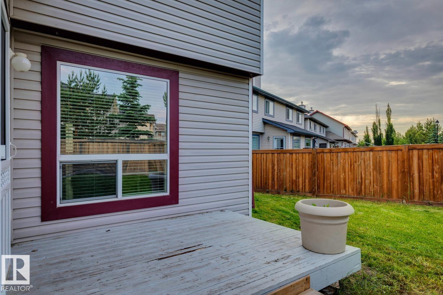 9035 Scott Cr NW, Edmonton, Alberta  T6R 0E8 - Photo 18 - E4495919