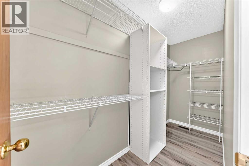 18 Erin Ridge Court Se, Calgary, Alberta  T2B 3B2 - Photo 15 - A2324073