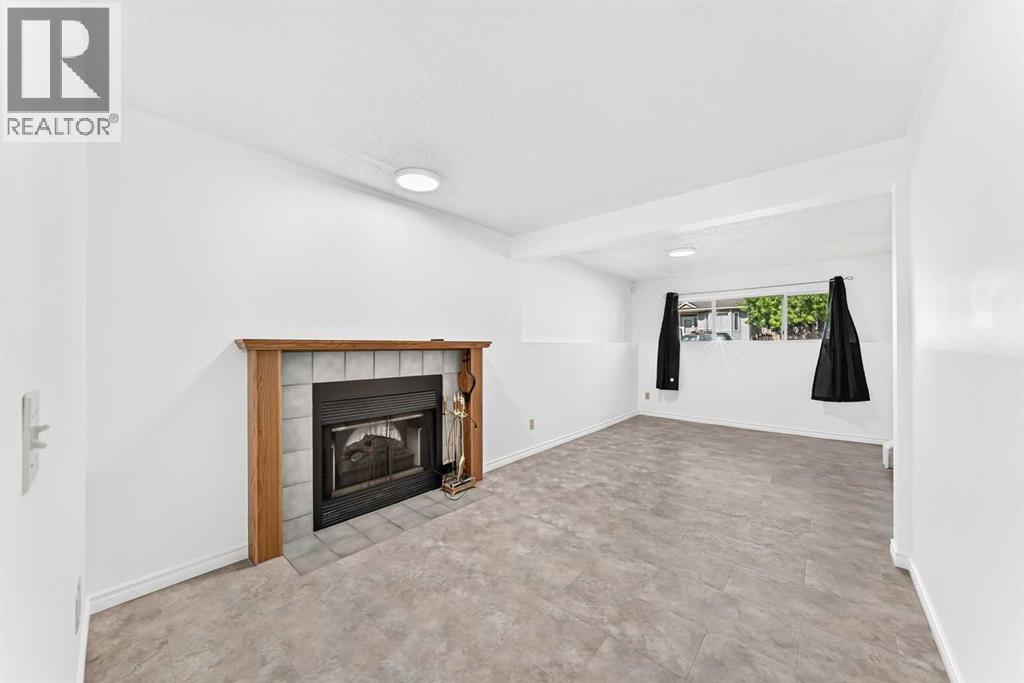 18 Erin Ridge Court Se, Calgary, Alberta  T2B 3B2 - Photo 21 - A2324073