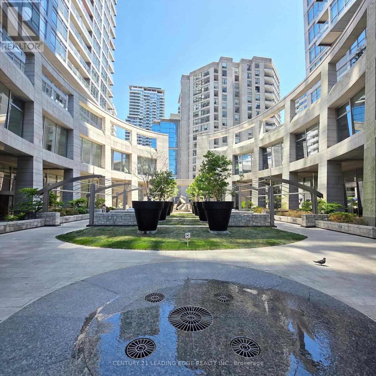 2210 - 2191 Yonge Street, Toronto, Ontario  M4S 3H8 - Photo 2 - C13495118