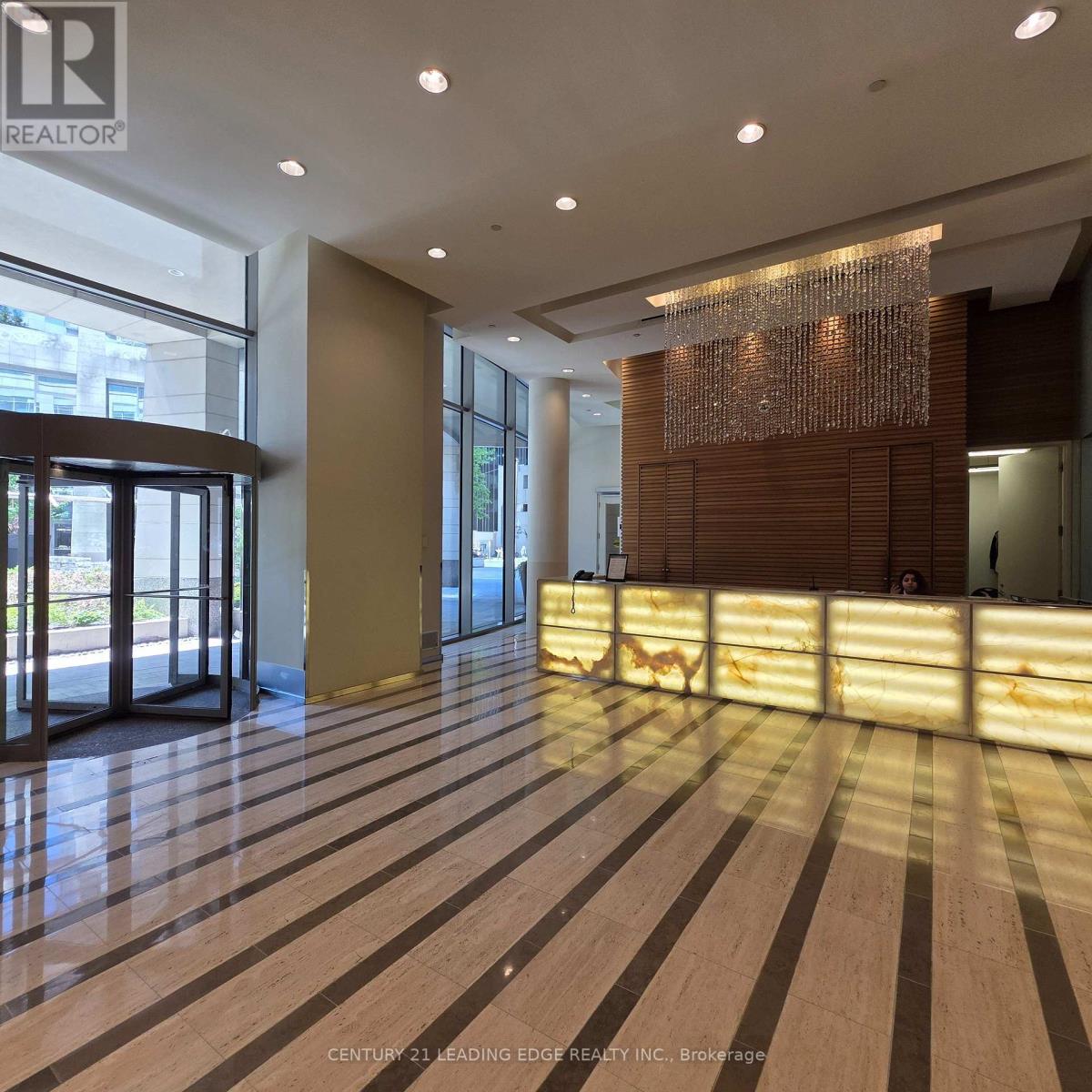 2210 - 2191 Yonge Street, Toronto, Ontario  M4S 3H8 - Photo 3 - C13495118