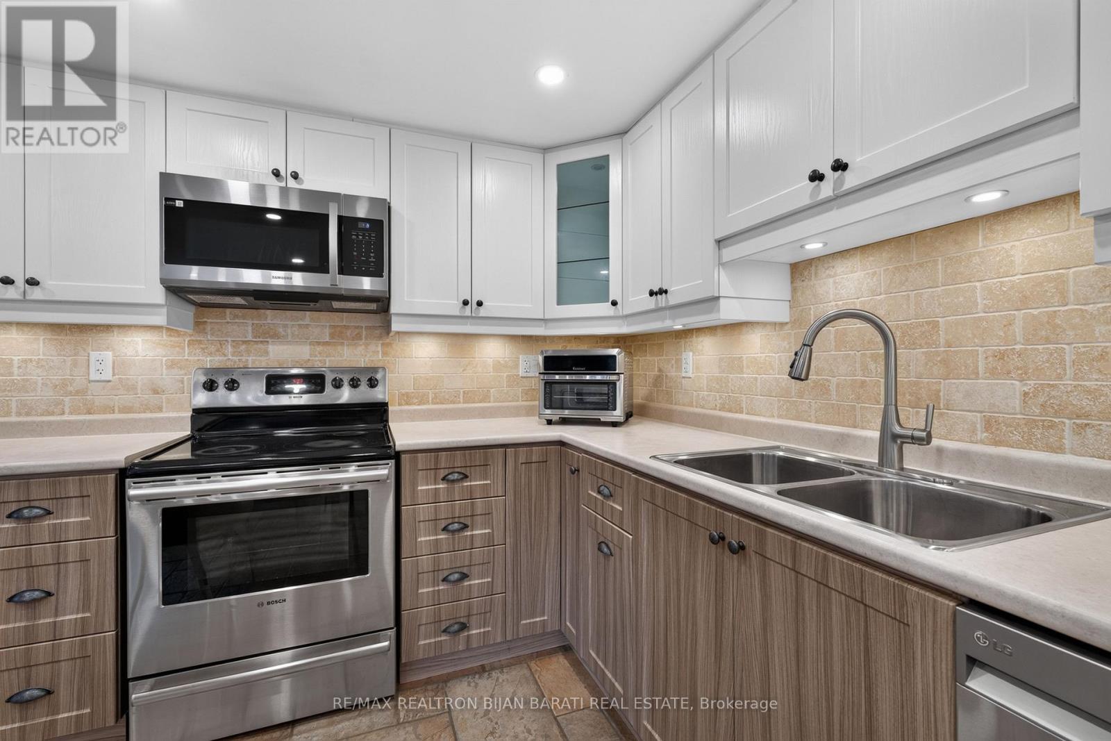 53 Sumner Heights Drive, Toronto, Ontario  M2K 1Y5 - Photo 35 - C13495206