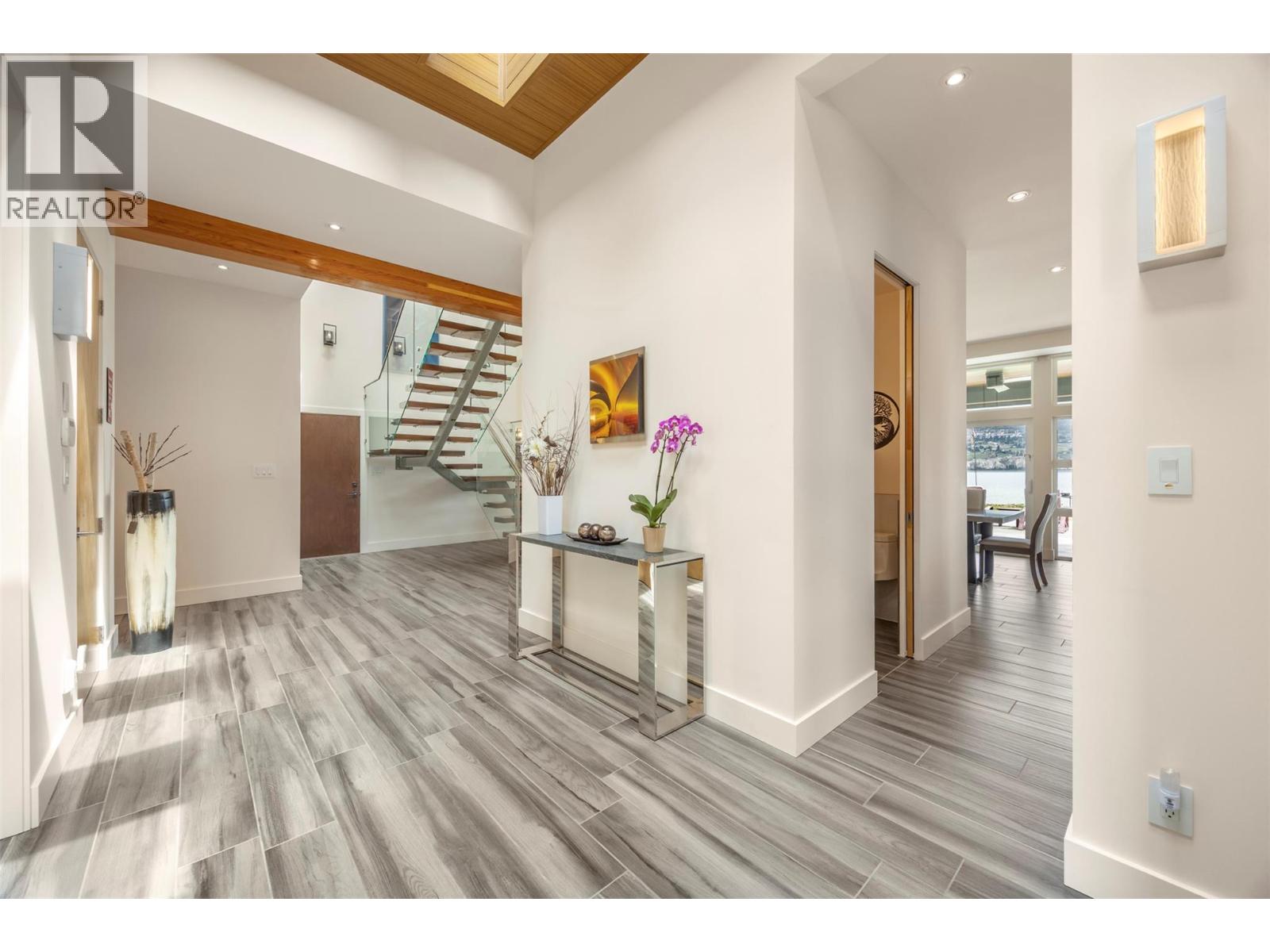 704 Stonor Street, Summerland, British Columbia  V0H 1Z9 - Photo 11 - 10392337