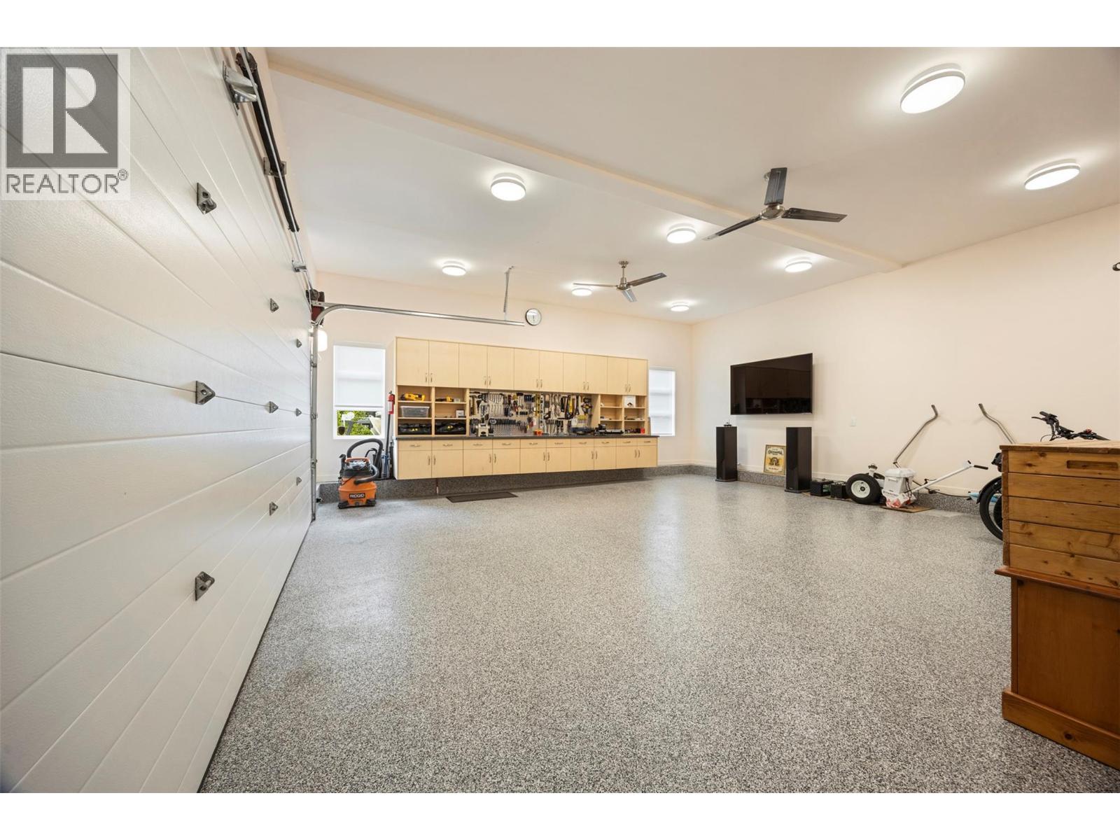704 Stonor Street, Summerland, British Columbia  V0H 1Z9 - Photo 75 - 10392337
