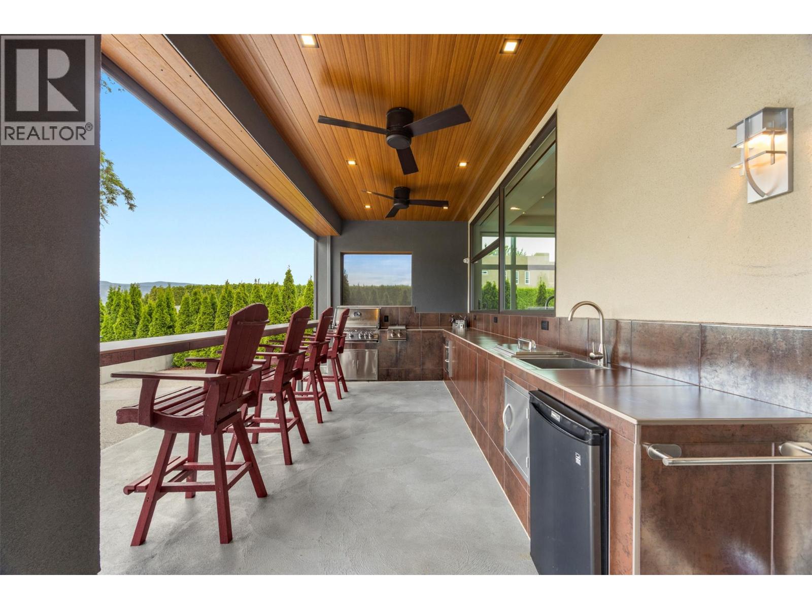 704 Stonor Street, Summerland, British Columbia  V0H 1Z9 - Photo 40 - 10392337