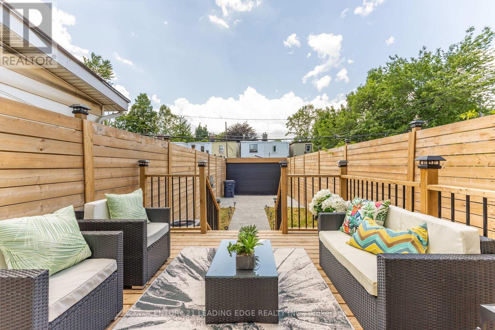 12 Marigold Avenue, Toronto, Ontario  M4M 3B2 - Photo 34 - E13495132